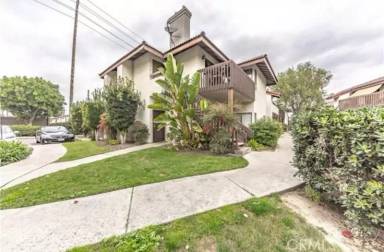 Main picture of 13100 Creek View Dr