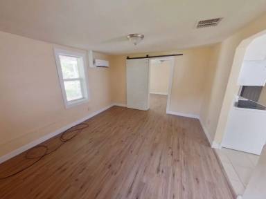 Main picture of 2203 S Santa Fe St