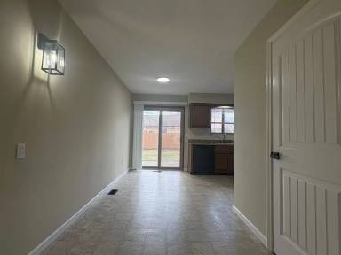 Main picture of 813 White Oak Dr