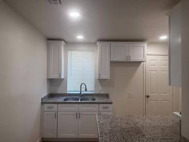 Main picture of 22814 14th St