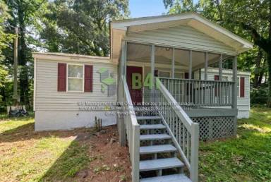 Main picture of 355 Steele Dr