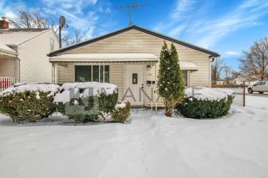 Main picture of 11038 Jewett Ave
