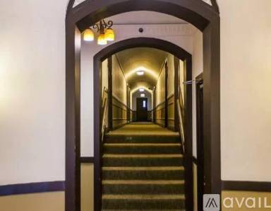 Main picture of 612 W Patterson Ave