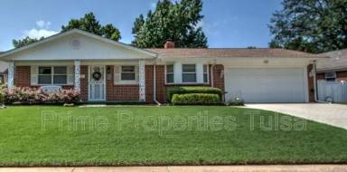 Main picture of 156 E 57th Pl