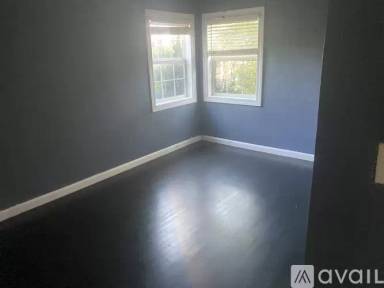 Main picture of 100 Hansen Ln