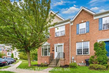 Main picture of 2546 Emerson Dr