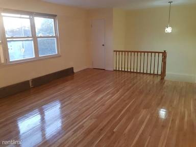 Main picture of 7035 Vleigh Pl