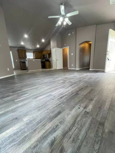 Main picture of 6401 Claire Dr