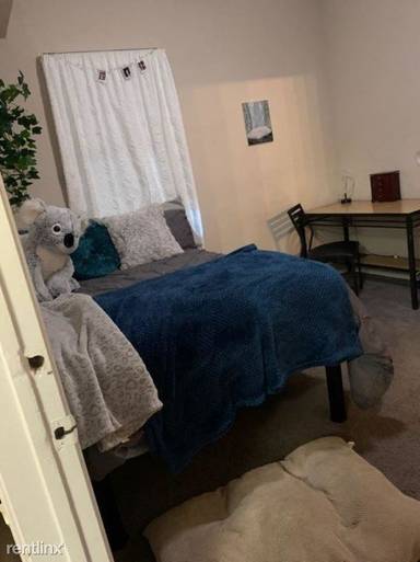 Main picture of 3703 Jefferson Commons Dr