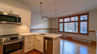 Main picture of 609 Main St