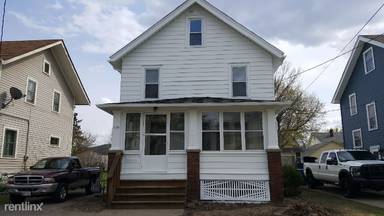 Main picture of 1129 W 11th St