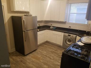 Main picture of 329 Kedzie St