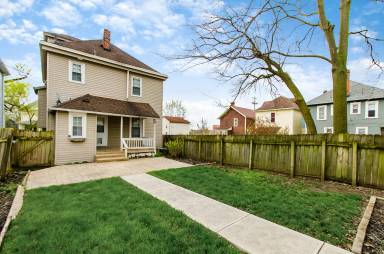 Main picture of 1365 Hamlet St