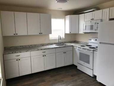 Main picture of 511 E 1st St