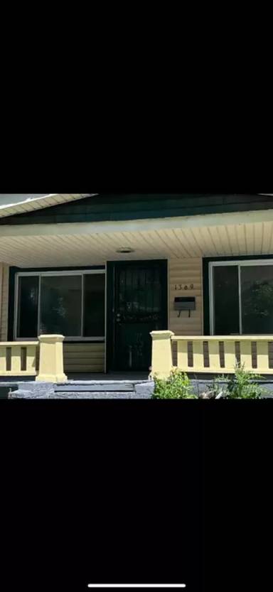 Main picture of 1369 E 141st St