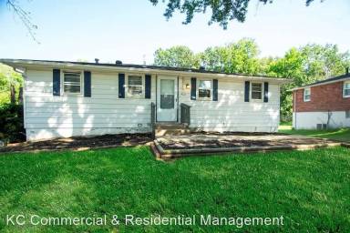 Main picture of 4121 N Drury Ave