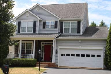 Main picture of 128 Deerwood Dr