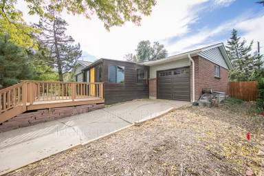 Main picture of 945 Waite Dr
