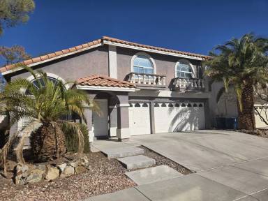 Main picture of 8528 W Gilmore Ave