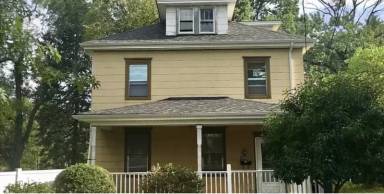 Main picture of 1046 Trenton Rd