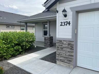 Main picture of 2374 N Destiny Ave