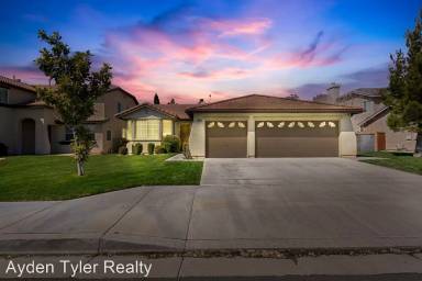 Main picture of 44263 Honeybee Ln