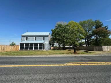 Main picture of 34905 Gordy Rd