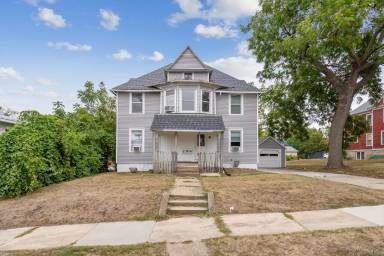 Main picture of 2304 Walnut St