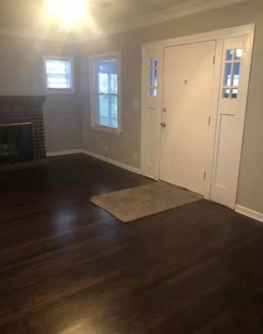 Main picture of 6208 Swope Pkwy