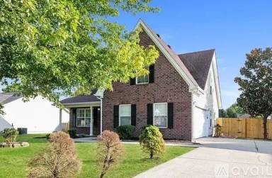 Main picture of 951 Lavergne Ln