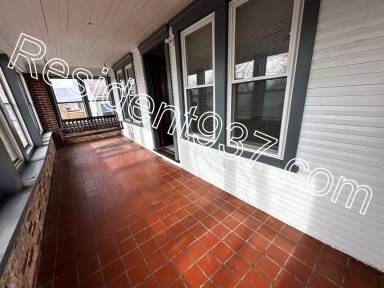 Main picture of 1041 Weng Ave
