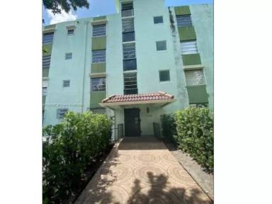 Main picture of 1530 SW 2nd St