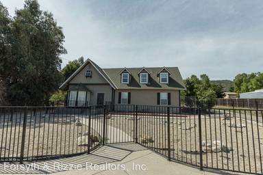 Main picture of 333 Mesa Dr