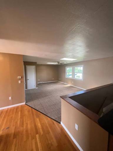 Main picture of 1144 E 38th St