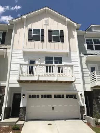 Main picture of 2223 Chattering Lory Ln
