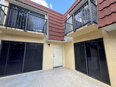 Main picture of 716 NW 98th Way
