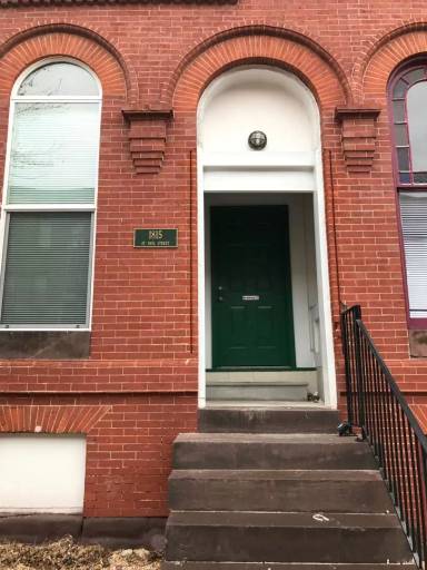 Main picture of 1815 Saint Paul St