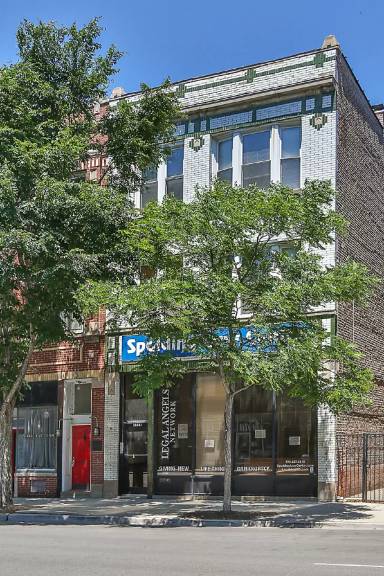 Main picture of 2218 W Chicago Ave