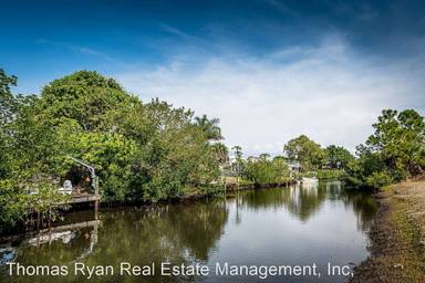 Main picture of 3129 Banyan Way