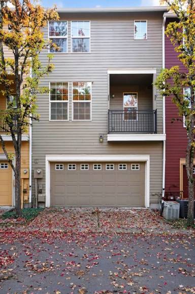 Main picture of 5889 NE Alder St