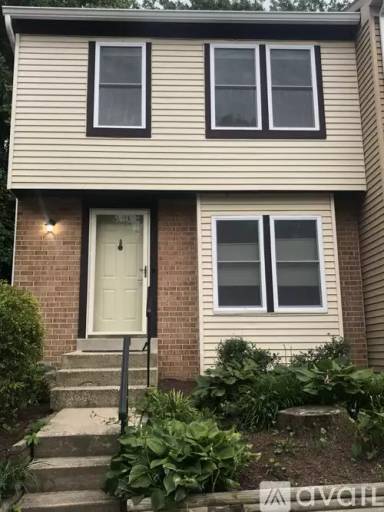 Main picture of 13 Long Green Ct