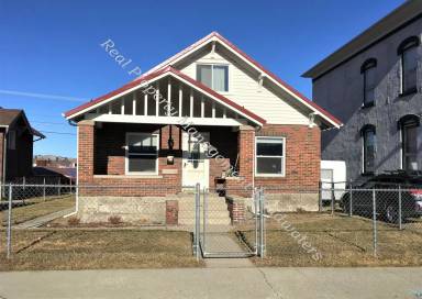 Main picture of 714 Jackson St