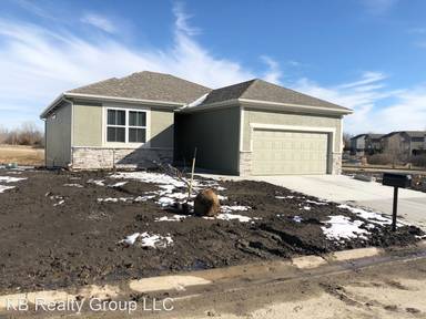 Main picture of 21715 North Rdg
