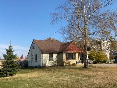 Main picture of 1801 3rd St SW