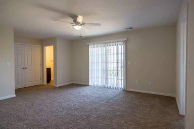 Main picture of Frontier Crossing Apartments