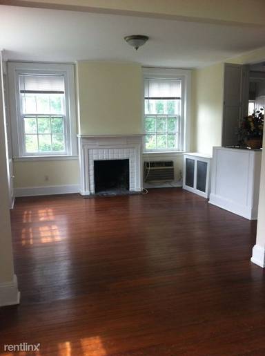 Main picture of 15 Purchase St