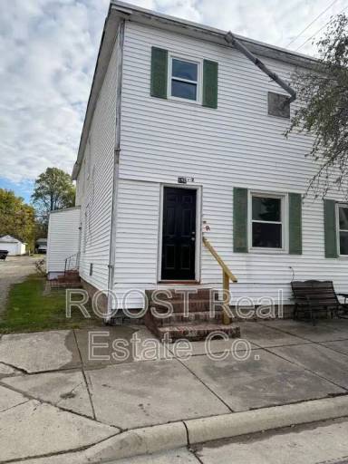 Main picture of 124 S Chillicothe St