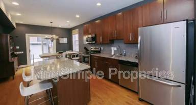 Main picture of 317 I St NE