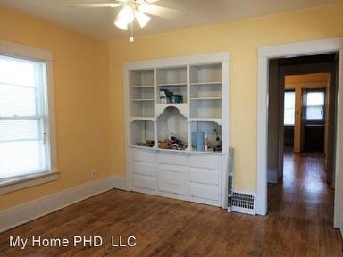 Main picture of 3027 N Palmer St