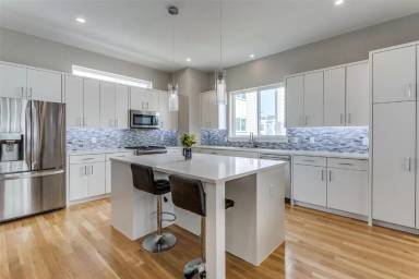 Main picture of 1932 Landon Ln